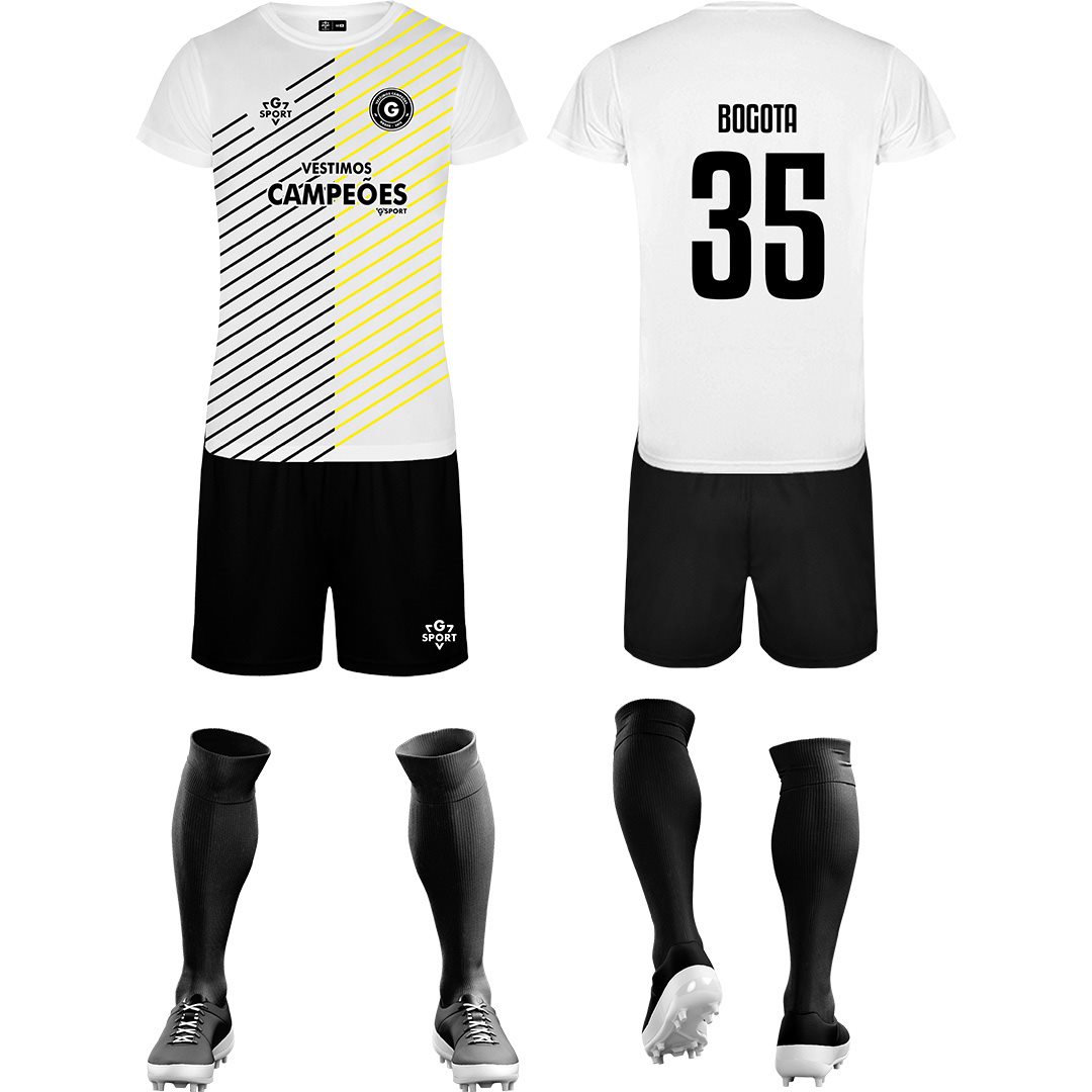 Kit Striker - Image 3